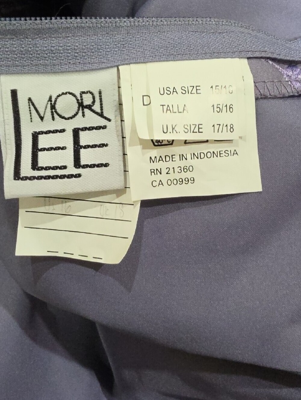 Mori Lee Two Piece Evening Gown-Lavender Satin Size 15/16 Fits Modern Size 10/12 - Picture 13 of 15